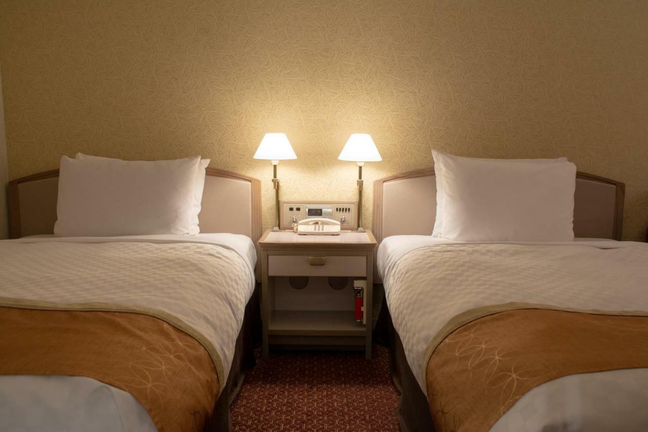 Hotel Grand Palace Tokyo Esterno foto